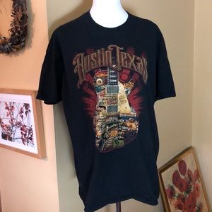 AUSTIN TEXAS size XL GUITAR County Music Logo Classic Music Joints Dive-Bars